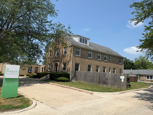 411 W Division St, Manteno, IL, 60950 | Card Image