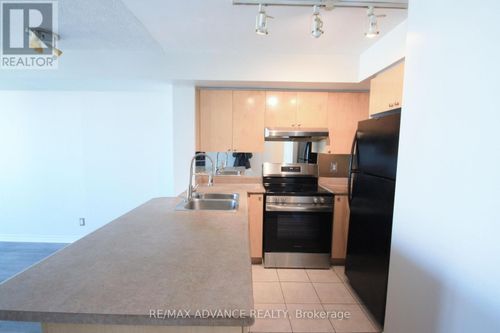 1601-1 Elm Drive W, Mississauga (City Centre), ON, L5B4M1 | Card Image