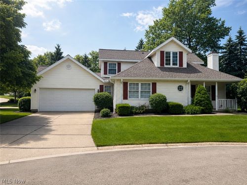 240 Steeplechase, Willoughby Hills, OH, 44092-2675 | Card Image