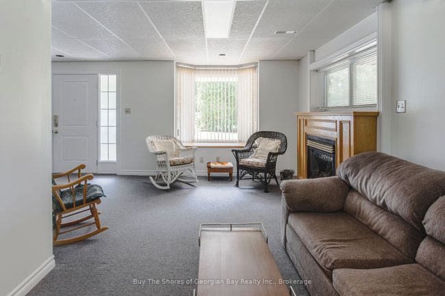 2249 Tiny Beaches Rd S, House other with 3 bedrooms, 2 bathrooms and 6 parking in Tiny ON | Image 8