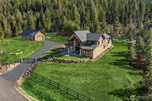 452 Mahonia Dr, Cle Elum, WA, 98922-6035 | Card Image