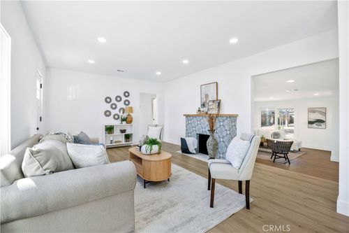 8681 California Ave, Riverside, CA, 92504-2852 | Card Image