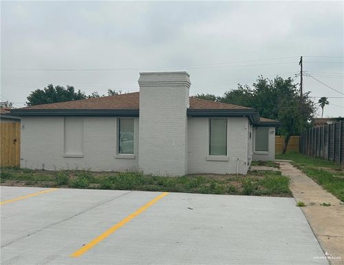 814 Redwood Ave, McAllen, TX, 78501-2448 | Card Image