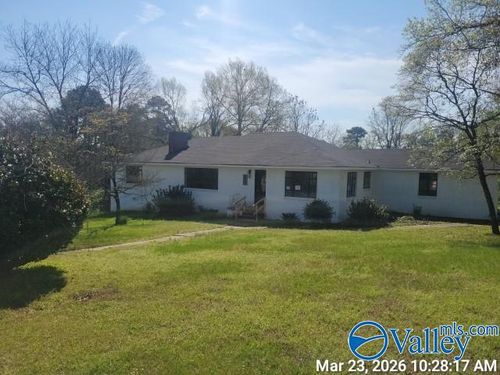 2441 Scenic Dr, GADSDEN, AL, 35904-3264 | Card Image