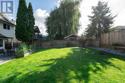 21436 Thornton Ave, House other with 3 bedrooms, 3 bathrooms and 4 parking in Maple Ridge BC | Image 3