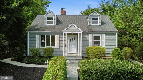 3120 Greenway Blvd, FALLS CHURCH, VA, 22042-2740 | Card Image