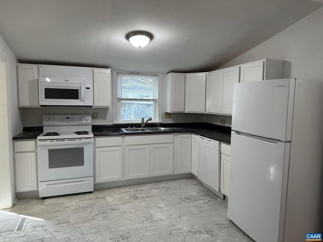 1616 Mulberry Ave, House other with 2 bedrooms, 1 bathrooms and null parking in CHARLOTTESVILLE VA | Image 4