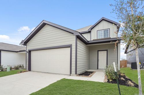 13627 Helton Pass, St Hedwig, TX, 78152 | Card Image