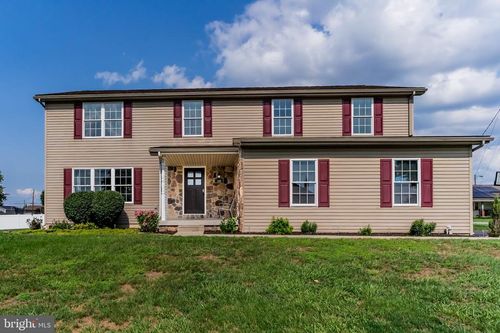 222 Chester Rd, ENOLA, PA, 17025-2613 | Card Image