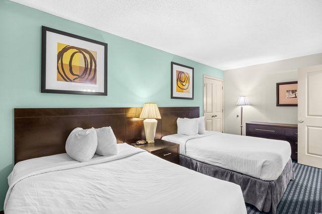 Bedroom with carpet | Image 16