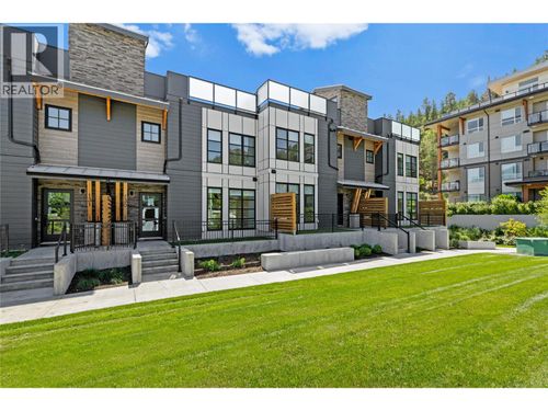 135-1455 Cara Glen Court, Kelowna, BC, V1V3B8 | Card Image