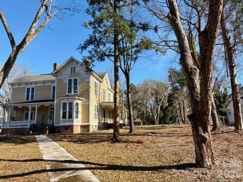 509 Leak Ave, Wadesboro, NC, 28170-2734 | Card Image