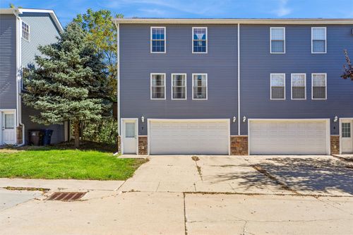 7-936 Mckinley Ave, Des Moines, IA, 50315-3864 | Card Image
