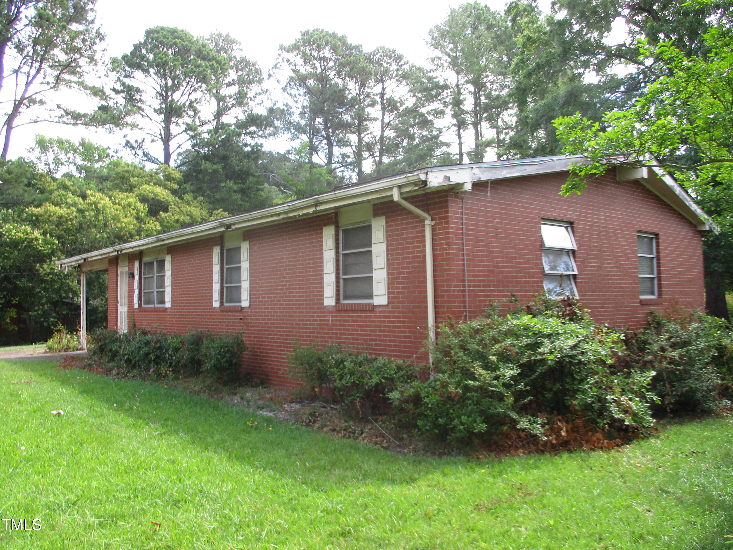 Cross Link Rd, Raleigh, NC 27610
