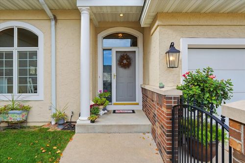 16737 49th Pl N, Plymouth, MN, 55446-1735 | Card Image