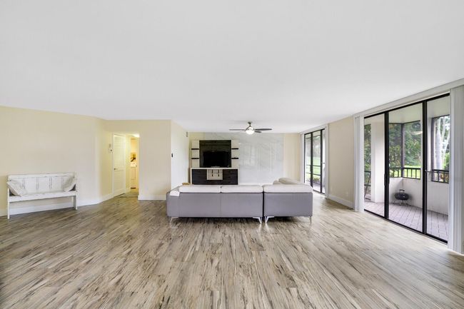 APT-104 - 4770 Fountains Dr S, Condo with 2 bedrooms, 2 bathrooms and null parking in Lake Worth FL | Image 9