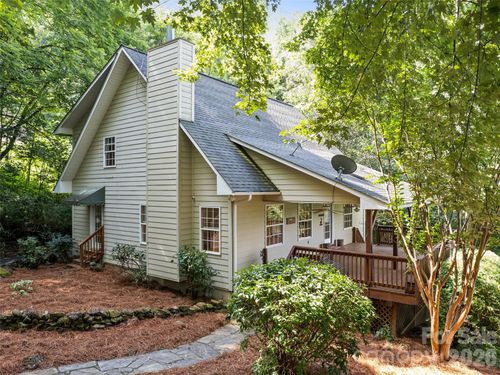 154 Presidential Dr, Waynesville, NC, 28786-5622 | Card Image