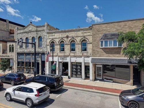 118 N Main Street, Oconomowoc, WI, 53066 | Card Image