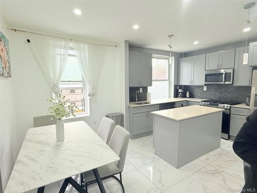 apt-2-220 Rogers Ave, Brooklyn, NY, 11225-2035 | Card Image