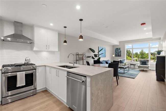 206 - 2520 Hackett Cres, Condo with 1 bedrooms, 1 bathrooms and 1 parking in Saanichton BC | Image 10