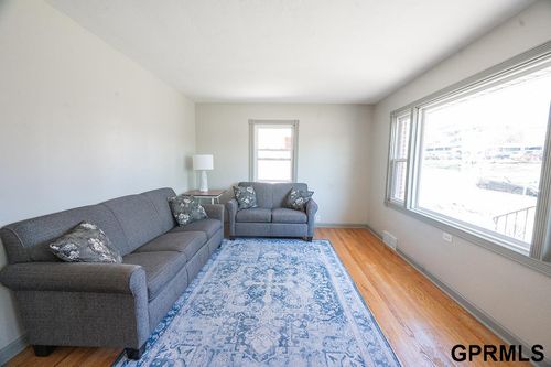 2431 S 15th St, Lincoln, NE, 68502-3637 | Card Image