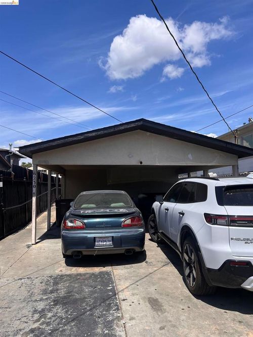 6230 6230 Hayes St, Oakland, CA, 94621 | Card Image