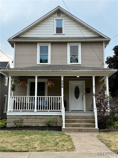 296 Niagara St, North Tonawanda, NY, 14120-7305 | Card Image