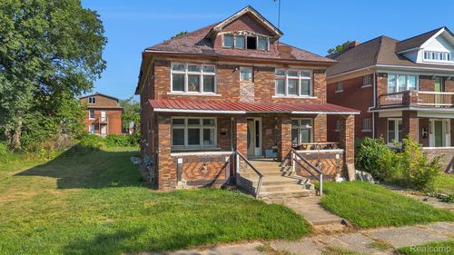 2300 W Buena Vista St, Detroit, MI, 48238-3540 | Card Image