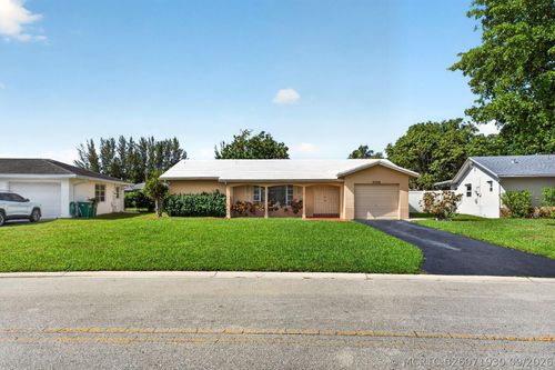 10304 Nw 80th Dr, Tamarac, FL, 33321-1154 | Card Image