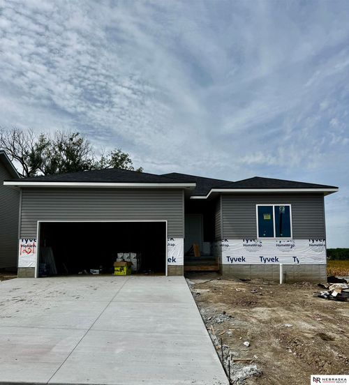 1231 Sw 36th St, Lincoln, NE, 68522-8768 | Card Image