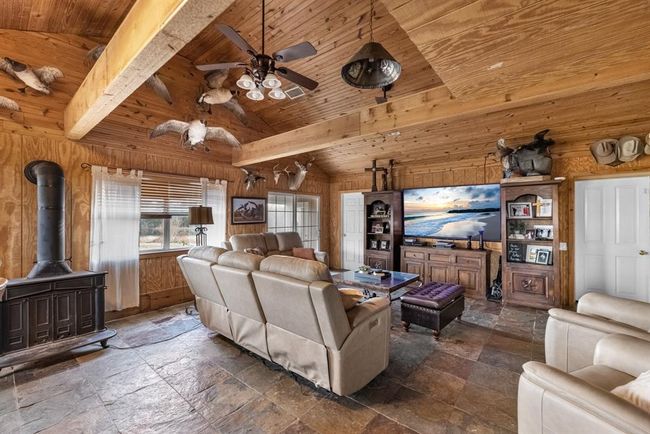 13236 Fm 1409, House other with 4 bedrooms, 3 bathrooms and null parking in Old River-Winfree TX | Image 29