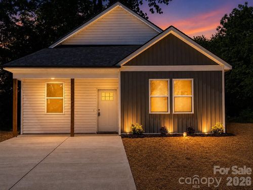 113 W Spencer Es St, East Spencer, NC, 28144-6004 | Card Image