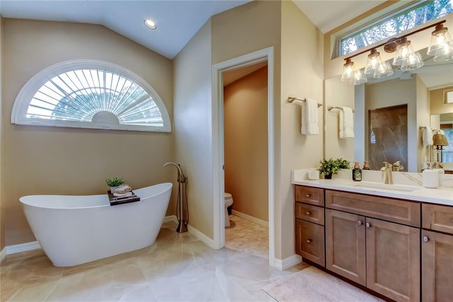 1827 Foxboro Ct, House other with 4 bedrooms, 3 bathrooms and null parking in OLDSMAR FL | Image 15