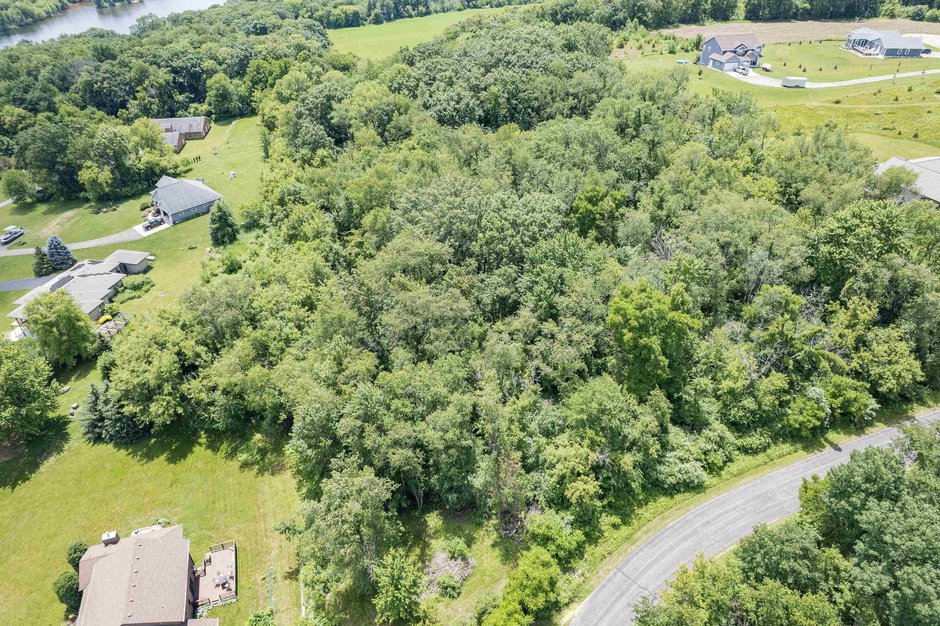 Land in Caledonia