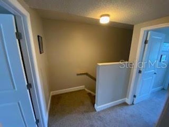 Upstairs hall | Image 10