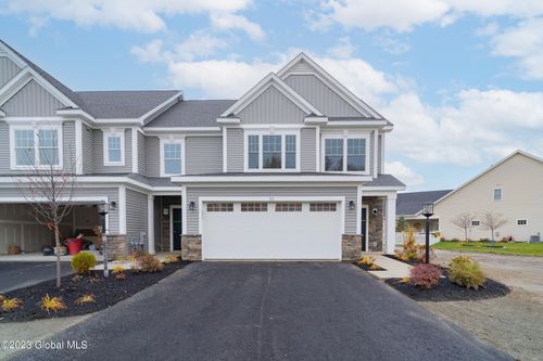 24 Priddle Ln, Latham, NY, 12110-2318 | Card Image