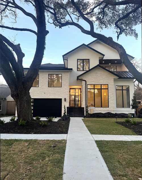 4708 Laurel St, Bellaire, TX, 77401-4409 | Card Image