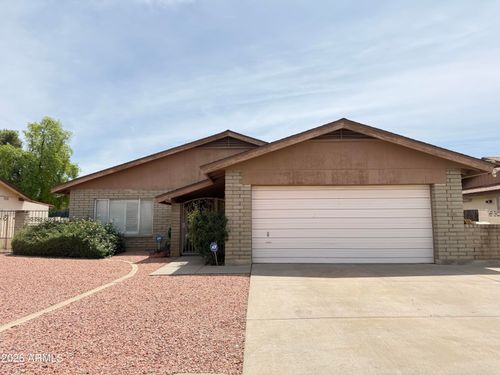 4525 W Gardenia Ave, Glendale, AZ, 85301-2209 | Card Image
