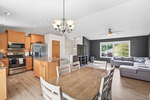 640 Robert Ave N, Maple Lake, MN, 55358-3474 | Card Image