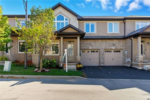 20-421 Kitty Murray Lane, Ancaster, ON, L9K0J5 | Card Image