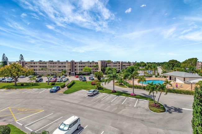 4049 Wolverton C, Condo with 2 bedrooms, 2 bathrooms and null parking in Boca Raton FL | Image 6