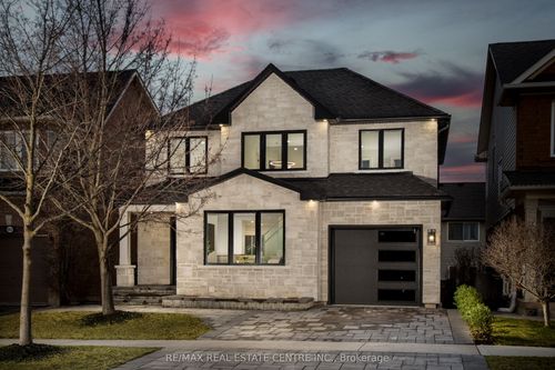 5940 Blue Spruce Ave, Burlington, ON, L7L6T2 | Card Image