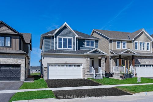 {{alt}} | Card Image