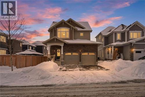 1 Bawcutt Cres, Paris, ON, N3L0G7 | Card Image