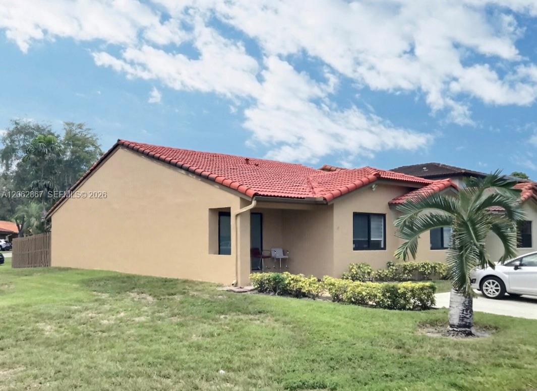 Residential Lease in Hialeah 2