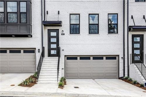 827 Stone Ridge Ln, Atlanta, GA, 30324-5740 | Card Image