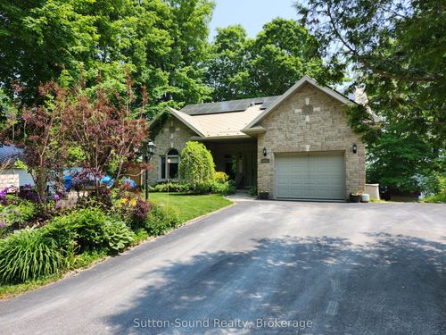 122 Mccullough Lake Dr, Williamsford, ON, N0H2V0 | Card Image