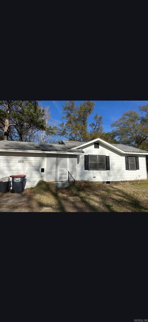 2001 W 28th Ave, Pine Bluff, AR, 71603-5176 | Card Image
