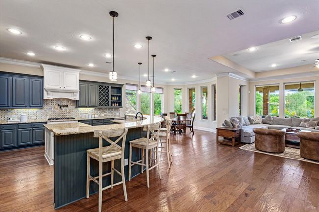 139 Lake View Loop, House other with 3 bedrooms, 3 bathrooms and 3 parking in Fulshear TX | Image 11