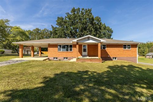 2125 Barron Rd, Poplar Bluff, MO, 63901-1930 | Card Image